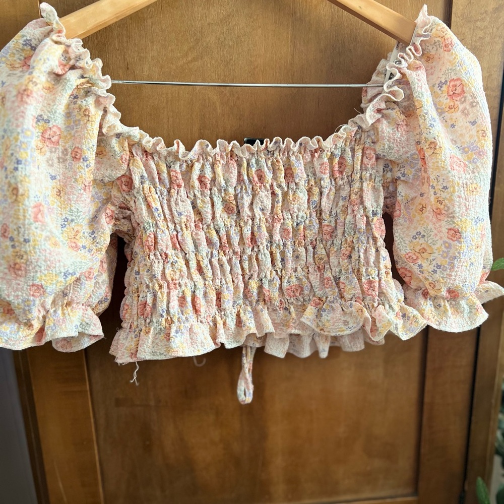 Forever 21 Floral Ruffled Blouse - Picture 7 of 7